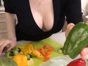 CEMD-287 ~Một người phụ nữ chìm đắm trong ham muốn tình dục tràn ngập~ Sex Donna Siêu khiêu dâm 3SEX & thủ dâm đầy dục vọng