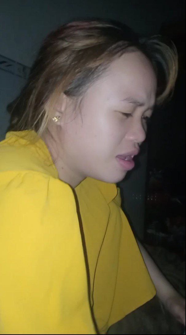 Bắt em mang sextoy rung, làm lồn em chảy đầy nước