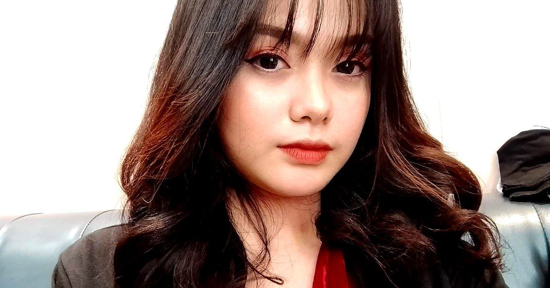 cosplay cáo trắng bim hong